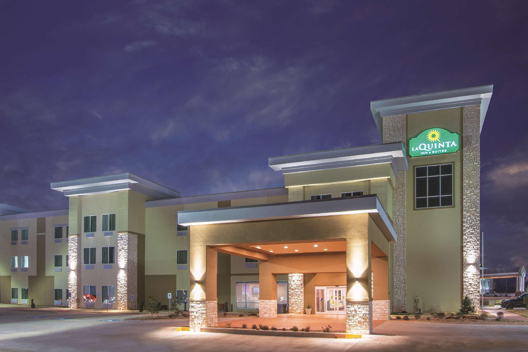 La Quinta By Wyndham Guthrie Hotel Exterior photo